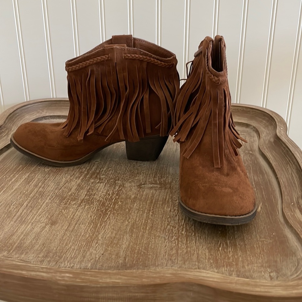 Ankle fringe booties size 6.5